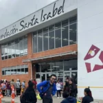 Foto del frente de la sede de Pulgas de Santa Isabel